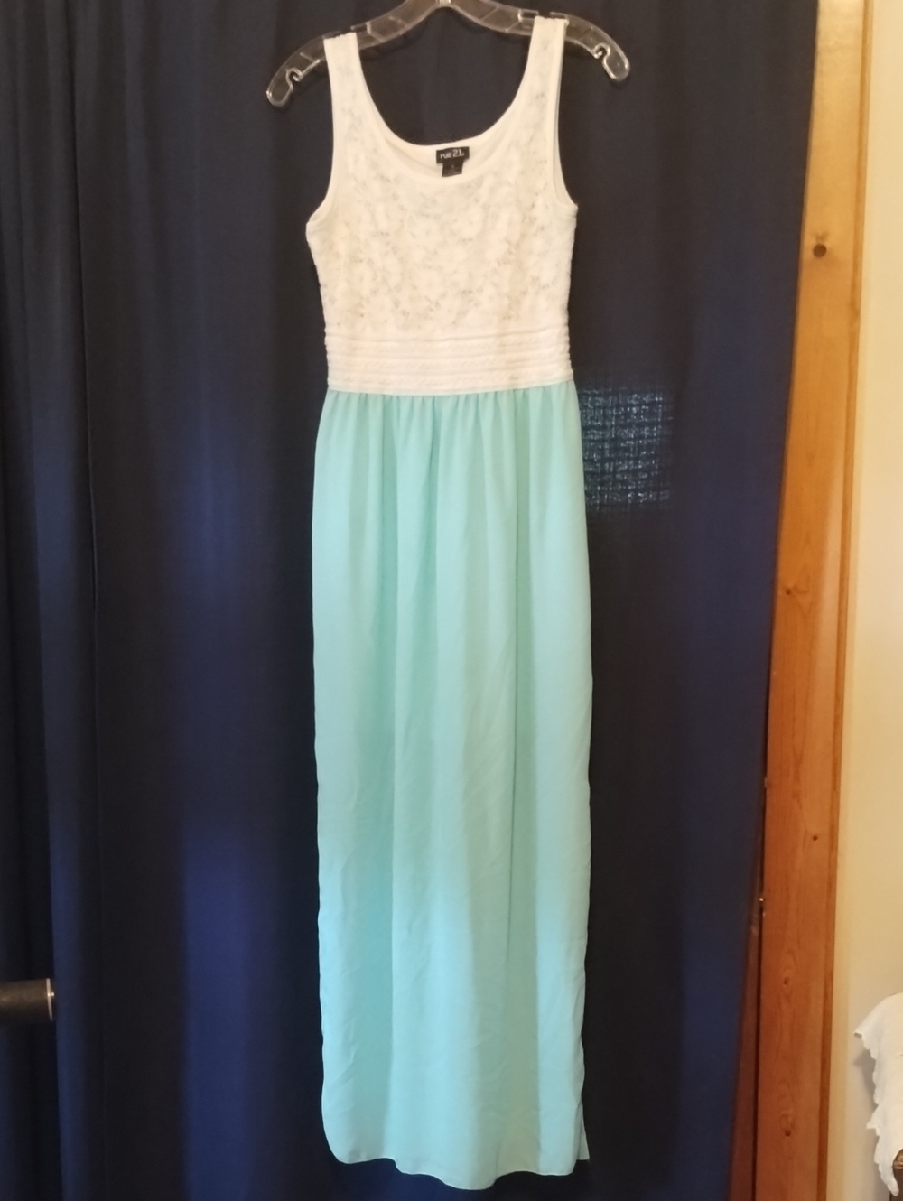 Rue21 Junior White Lace Top Maxi Dress with Mint Skirt